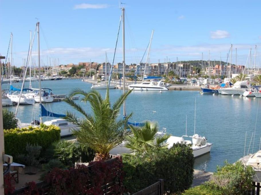 L'Escapade : Charmant T2 -Parking Gratuit, Piscine, Wifi, Clim Gruissan Exterior foto